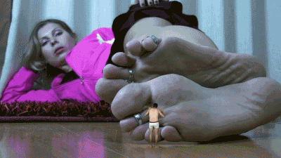 the gorgeous, stunning Goddess Lena and her perfect feet strike again, this time with some awesome feet action, shrinking, pov, micro-shrink and extreme pov. Lena is as gorgeous as ever, and this might be her last clip( :( ), so treasure it! Lena speaks russian, as always.
