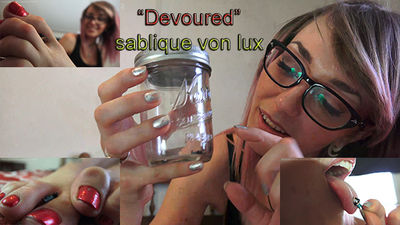 Trapped inside a gigantic glass jar, sablique's tiny victim is merely helpless and her mercy. he was an asshole, treating her bad. now he's paying the price. he will get a good, in-depth look at her enormous, perfect & yet sweaty toes. Sablique him with her toes...and finds out that he actually have a foot-fetish as he gets hard! he is forced to stroke as he trapped in between her toes. he blows his load prematurely, and sablique decides to take him to a whole different adventure inside her hot, wet, immense mouth...
